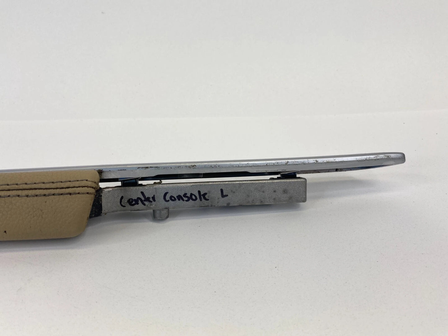 06-11 MERCEDES-BENZ ML350 CENTER CONSOLE LEFT GRAB GRIP HANDLE A1646800170 OEM