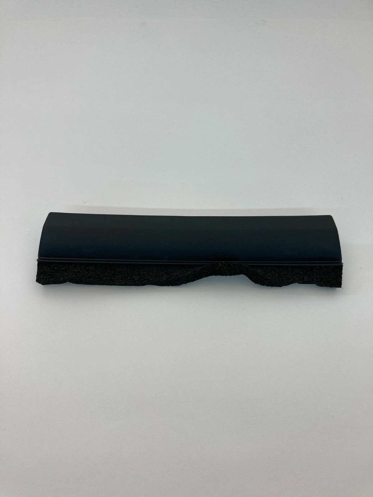 2000-2004 TOYOTA AVALON FRONT CENTER CONSOLE HOLE TRIM COVER ASSEMBLY 58839AC010