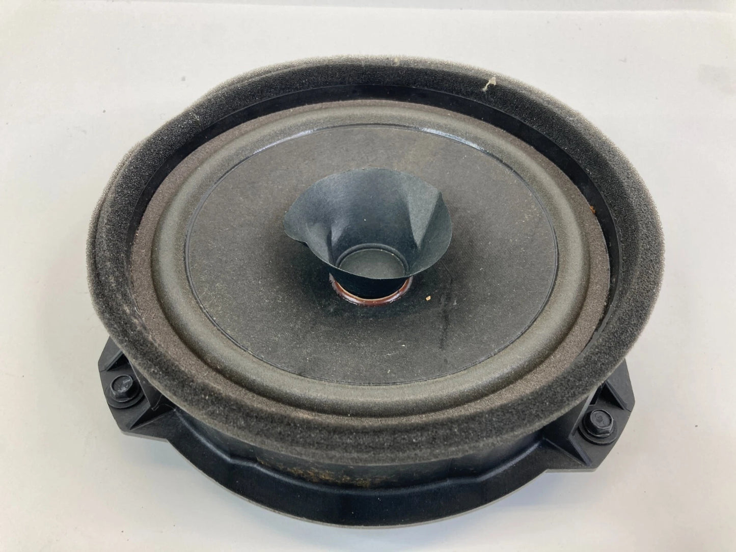 2010-2017 CHEVROLET EQUINOX REAR LEFT SIDE DOOR AUDIO SOUND SPEAKER 23446920 OEM