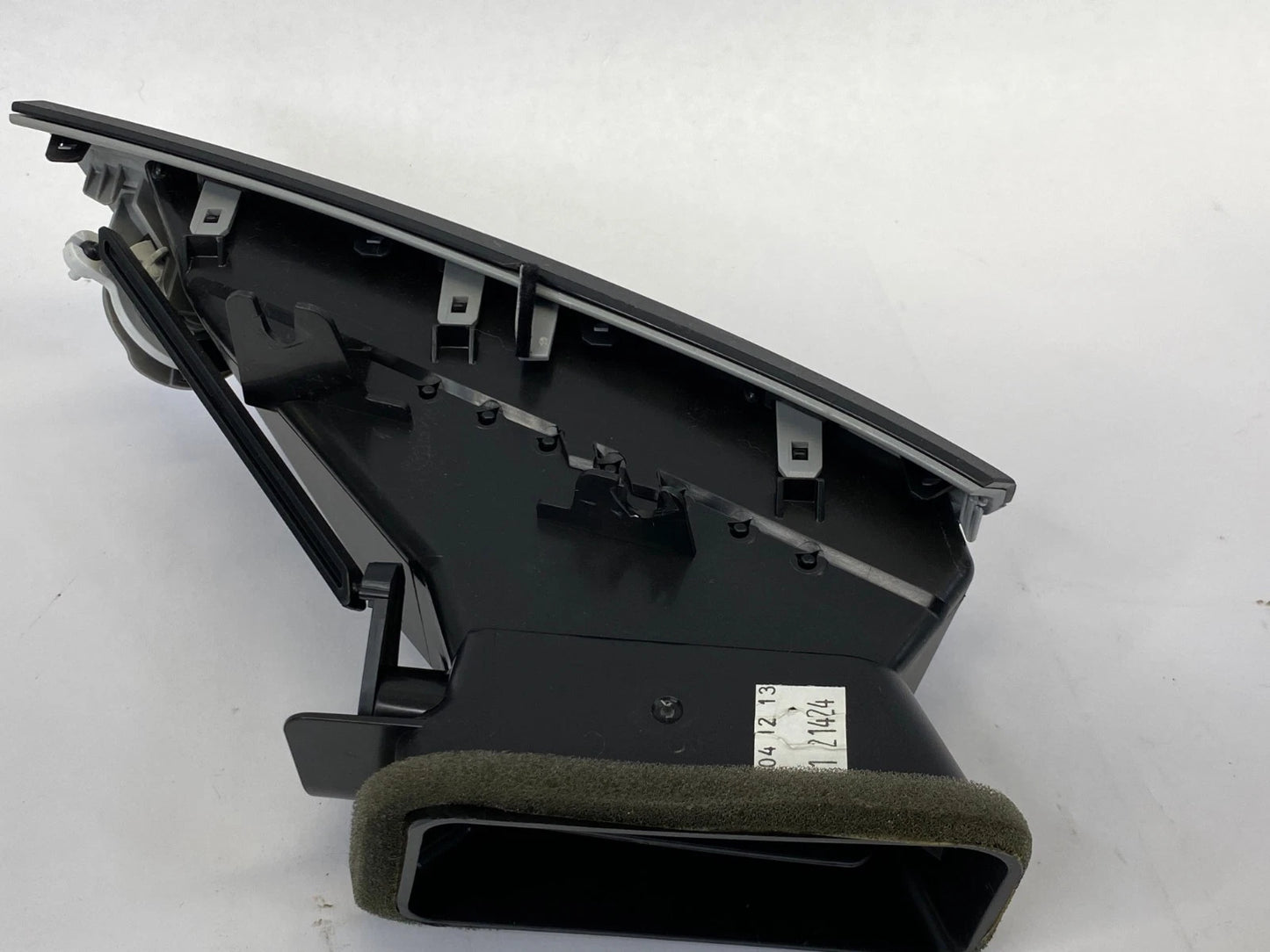 2010-2017 GMC TERRAIN FRONT CENTER LEFT A/C AIR VENT GRILLE LOUVER OEM FACTORY