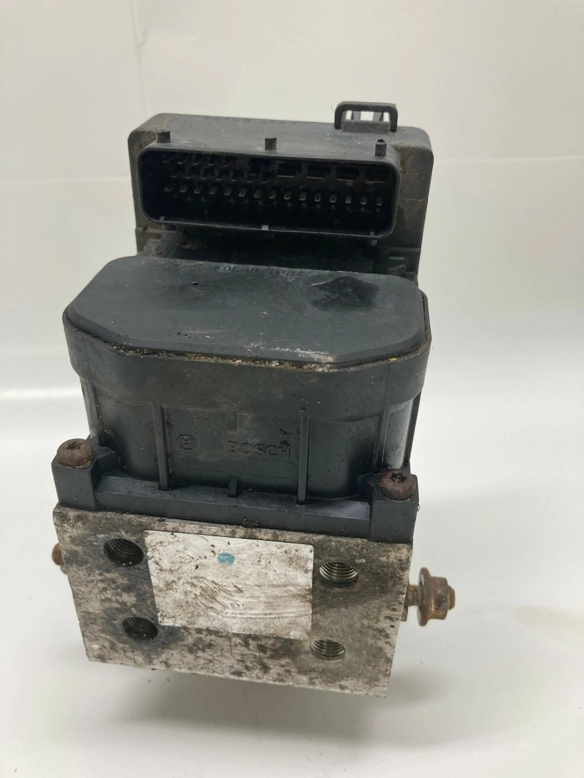 2000 2001 SUBARU LEGACY 2.5L ABS ANTI LOCK BRAKE PUMP CONTROL MODULE 27531AC05A