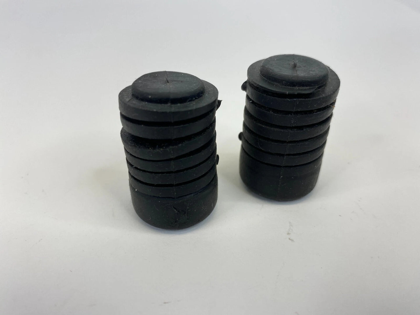 2001-2016 HYUNDAI ELANTRA HOOD BUMPER ADJUSMENT RUBBER STOP SET PAIR OEM