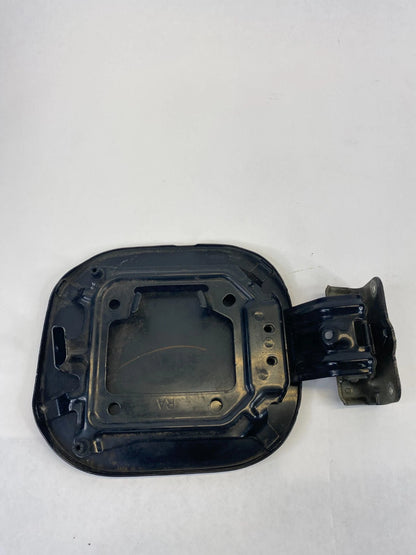 2013-2019 NISSAN SENTRA SEDAN 1.8L 16V FUEL FILLER DOOR GAS LID COVER
