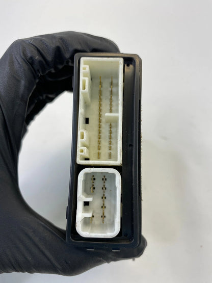 1998-2003 LEXUS GS300 REAR RIGHT DOOR MULTIPLEX CONTROL MODULE OEM 89224-30010