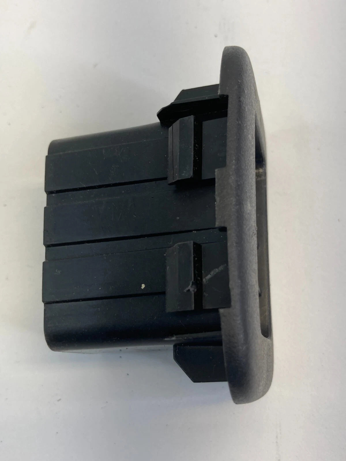 2009-2012 CHEVY TRAVERSE LOWER CENTER CONSOLE AC AIR VENT DUCT GRILL OUTLET OEM