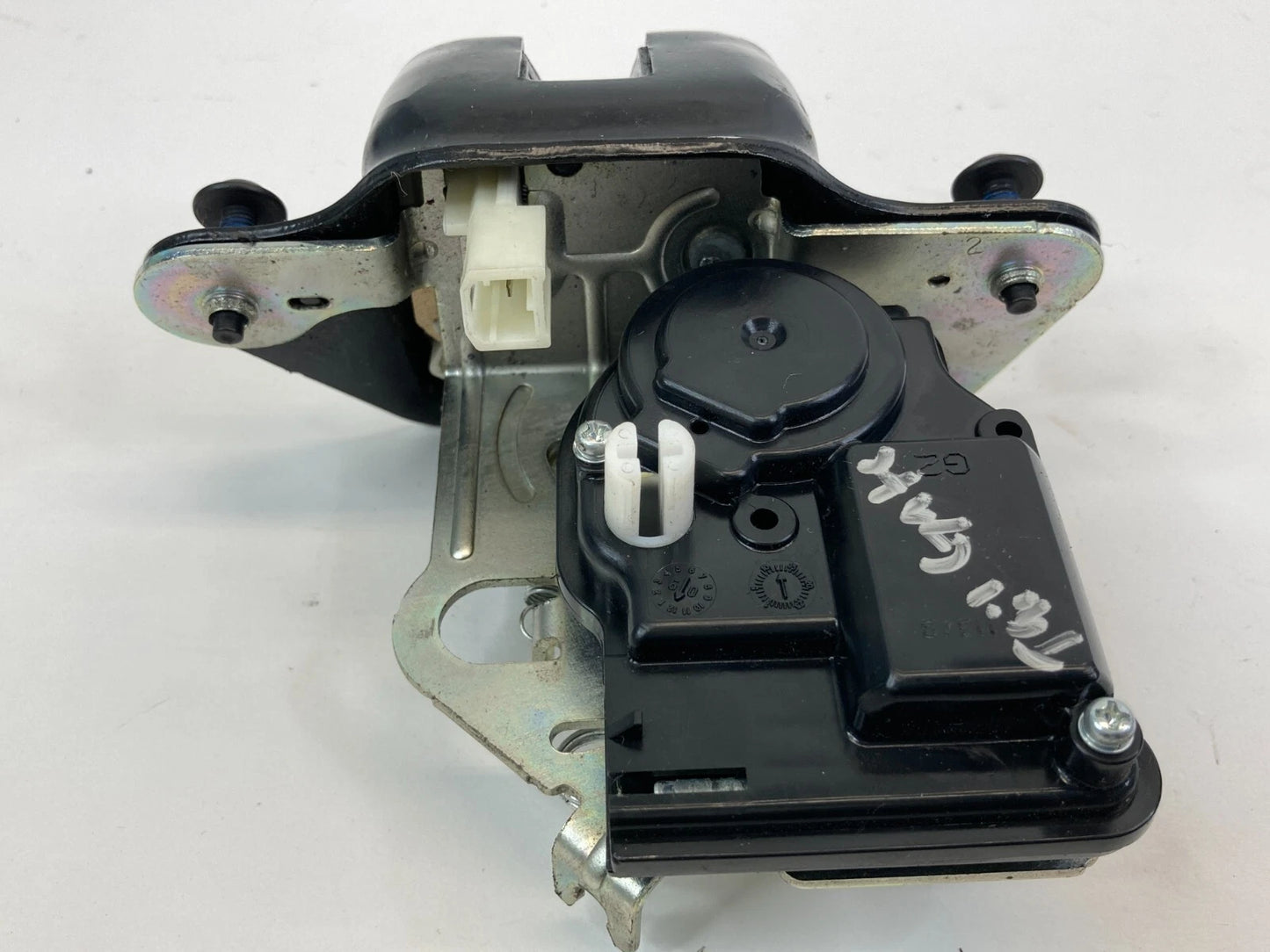 2007-2017 JEEP PATRIOT REAR TRUNK TAILGATE LOCK LATCH ACTUATOR RELEASE OEM