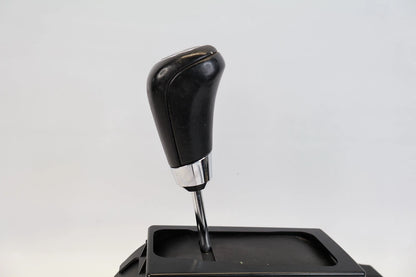 2011-2013 JEEP GRAND CHEROKEE AUTOMATIC FLOOR GEAR SHIFTER LEVER HANDLE ASSEMBLY
