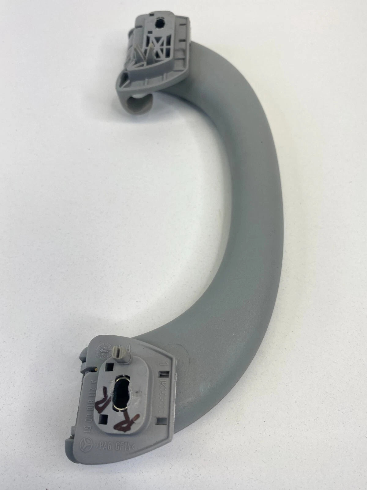 2003-2009 MERCEDES BENZ E320 REAR RIGHT ASSIST PULL HANDLE A2118100051 OEM