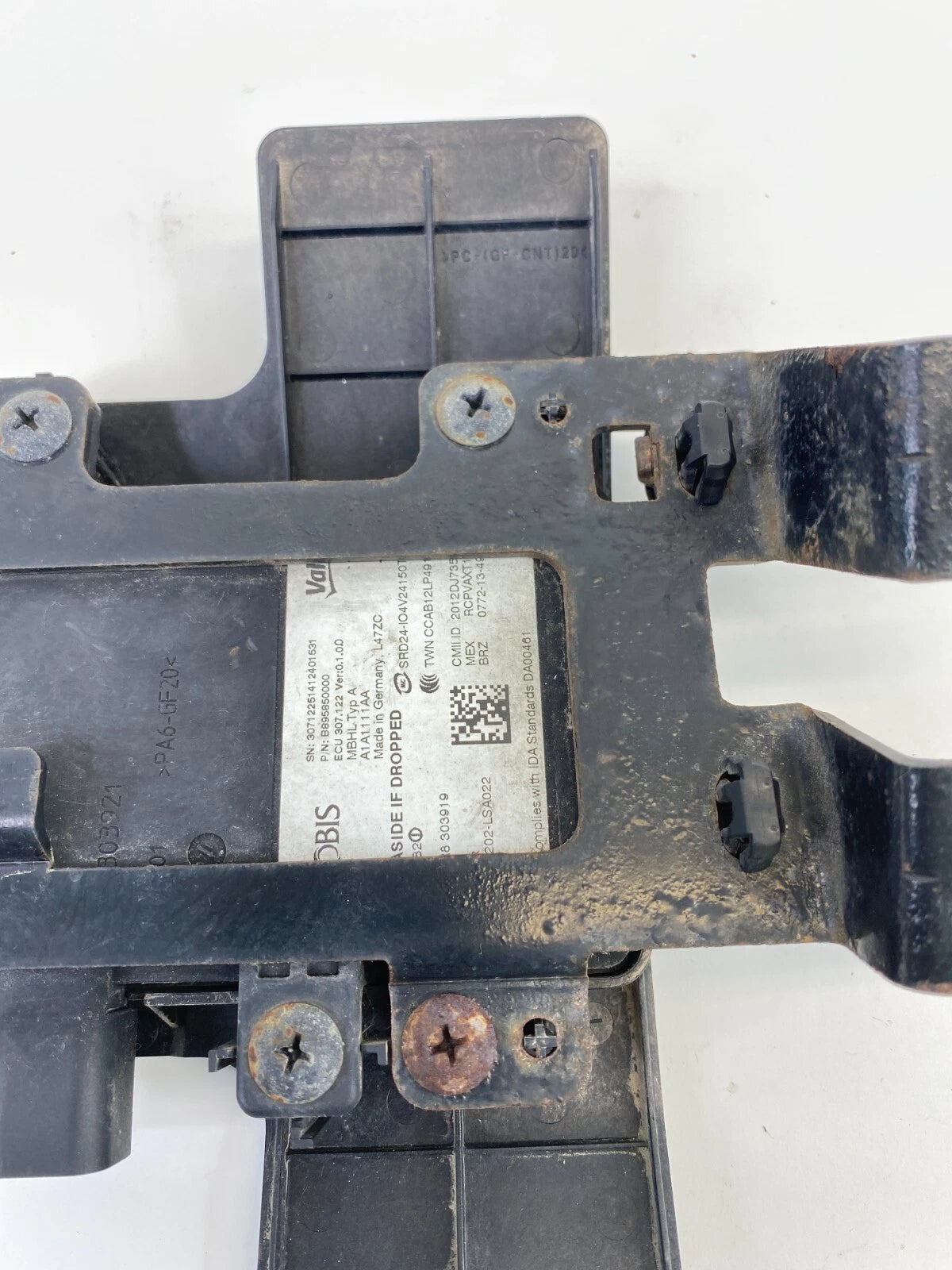2013-2016 HYUNDAI SANTA FE RR BLIND SPOT DETECTION CONTROL MODULE 95821B8000 OEM