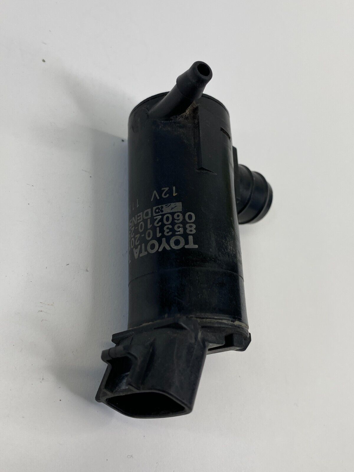 1990-1994 Lexus LS400 Windshield Wiper Fluid Washer Motor Pump 85310-20190 OEM