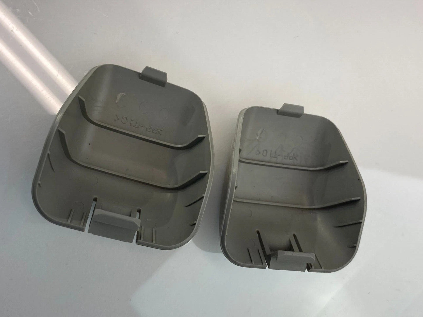 2005 2006 INFINITI G35 SEDAN REAR CHILD BOOSTER RESTRAINT CLIP COVER SET OEM