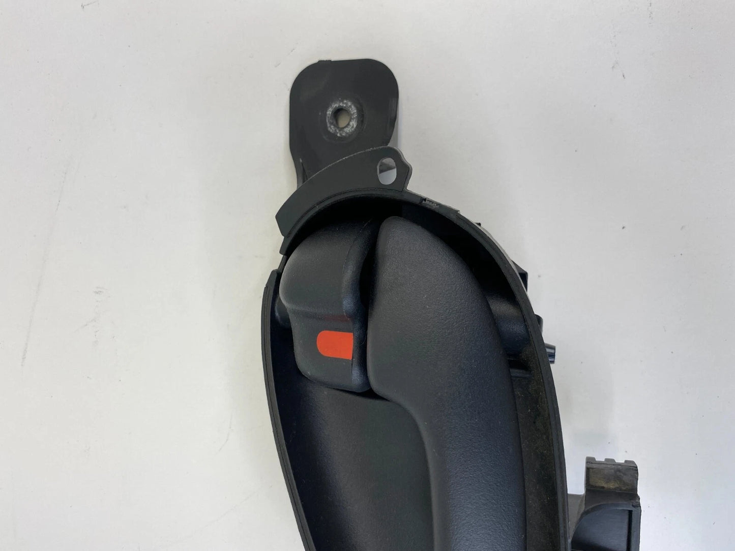2002-2009 CHEVROLET TRAILBLAZER REAR RIGHT SIDE INTERIOR DOOR HANDLE 107602 OEM