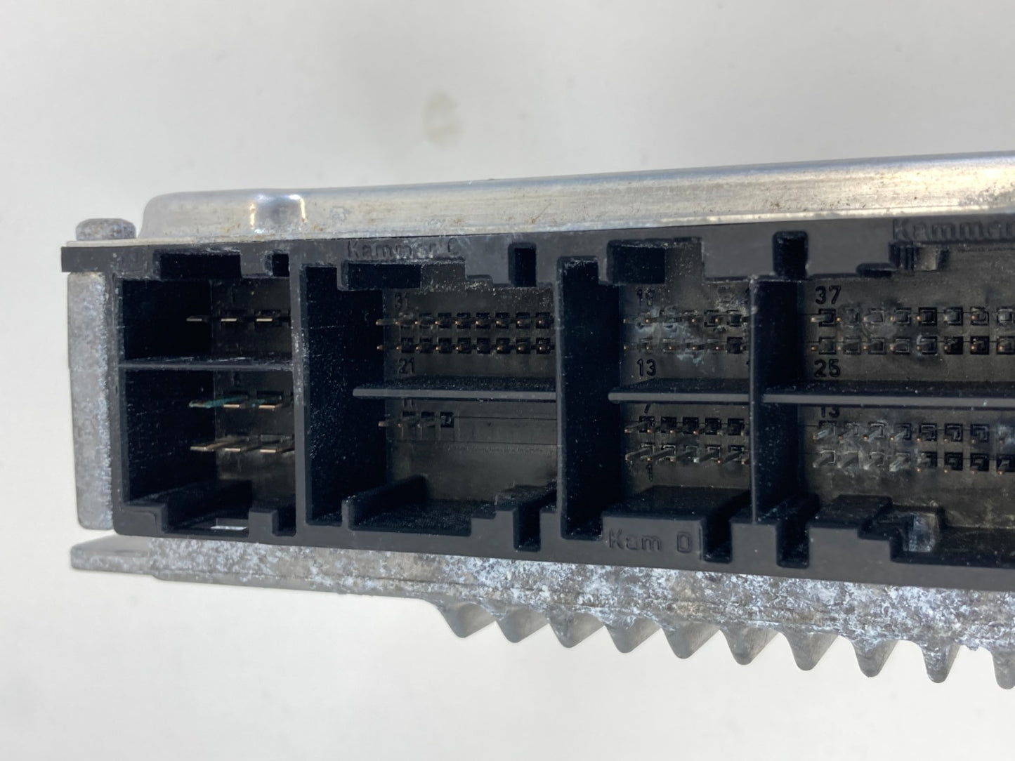 1998-2002 Mercedes-Benz E430 4.3L Engine Compuer Control Module A024-545-61-32