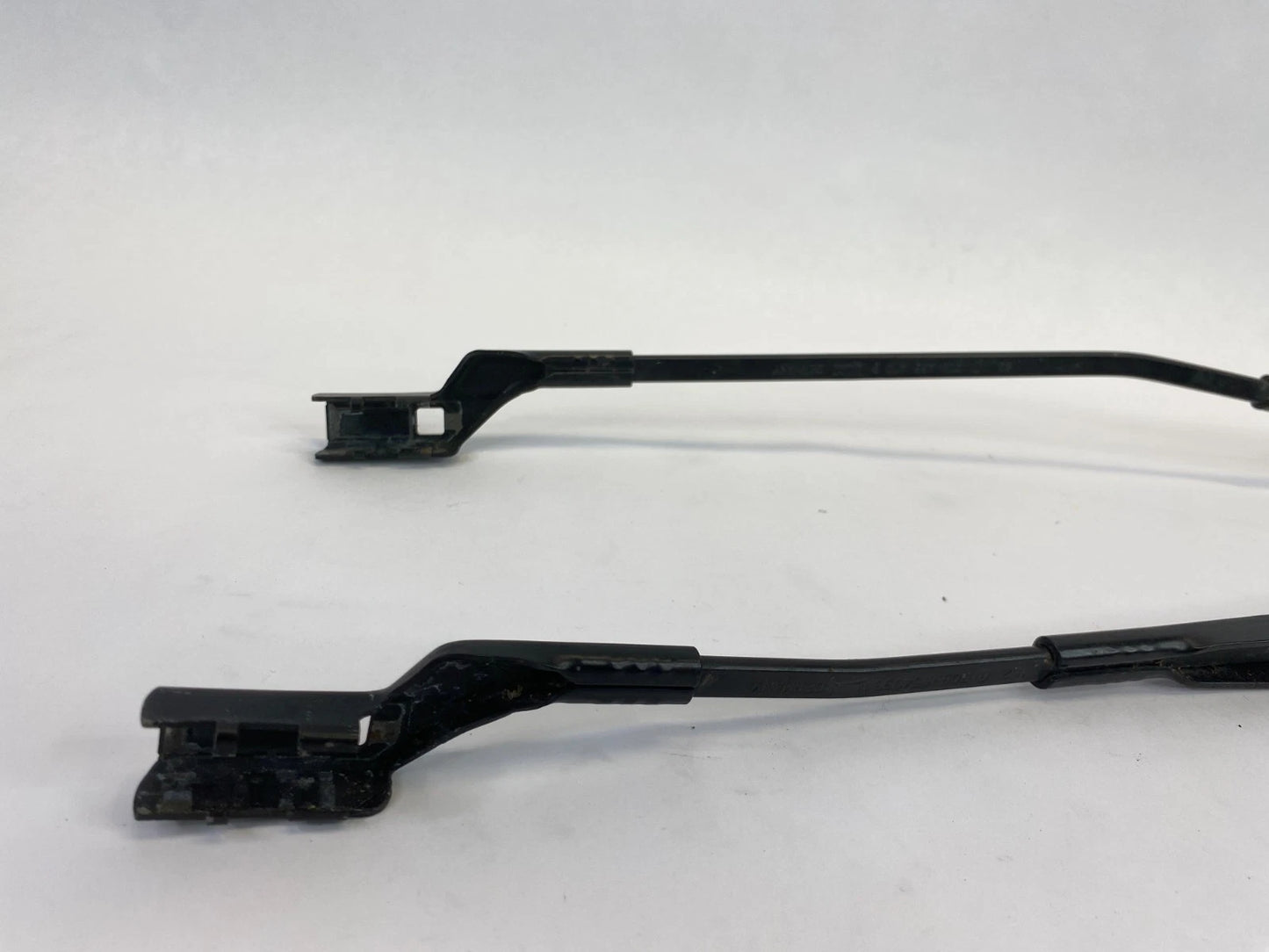 12-17 VOLKSWAGEN CC FRONT WINDSHIELD WIPER ARMS PAIR LEFT RIGHT OEM 3C8955409B