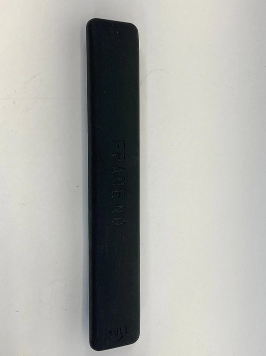 05-10 KIA SPORTAGE RIGHT PASSENGER FLOOR CARPET PROTECTOR TRIM 84268-2F500 OEM
