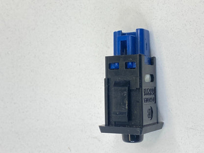1995-2000 LEXUS LS400 TRUNK LID HATCH OPENER RELEASE BUTTON SWITCH 157277 OEM