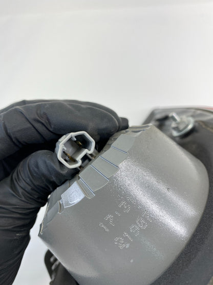 2003-2008 Toyota Corolla Sedan Rear Right Tail Light Inner Taillight Lamp OEM