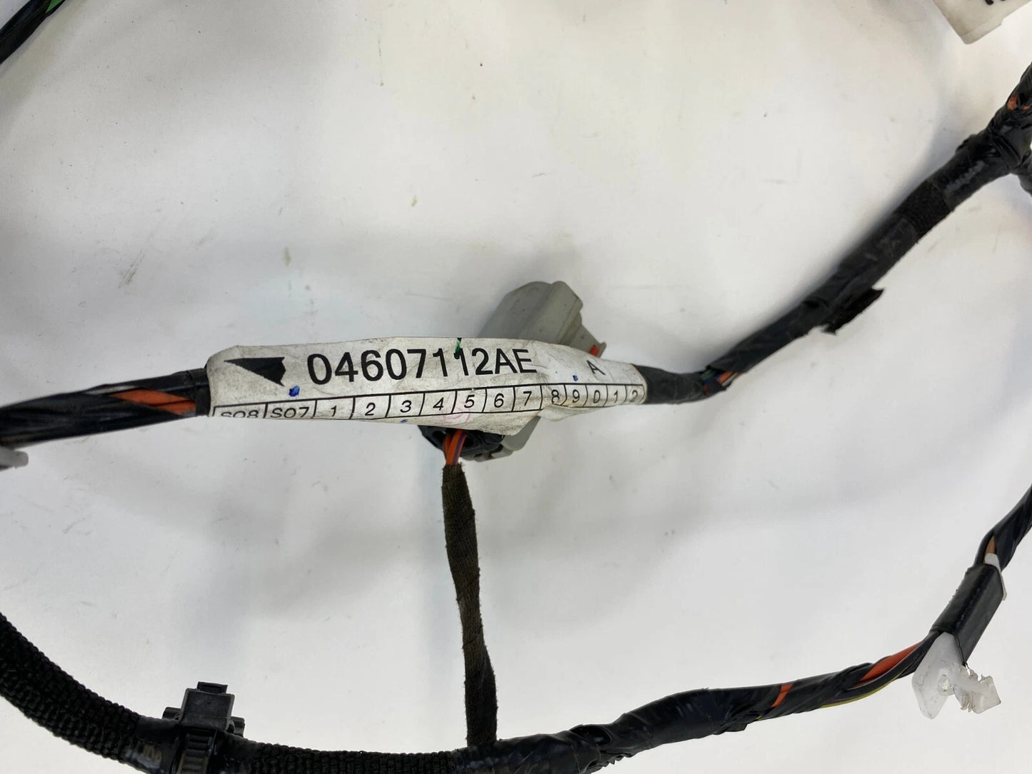 2005-2008 CHRYSLER 300 REAR LEFT SIDE DOOR WIRE WIRING HARNESS 04607112AE OEM