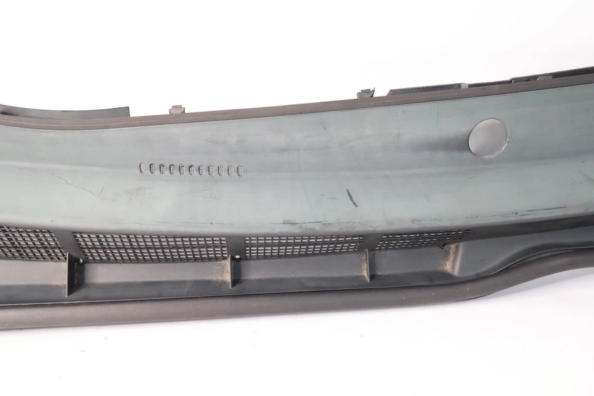 2011-2020 TOYOTA SIENNA WINDSHIELD WIPER COWL COVER PANEL GRILLE OEM