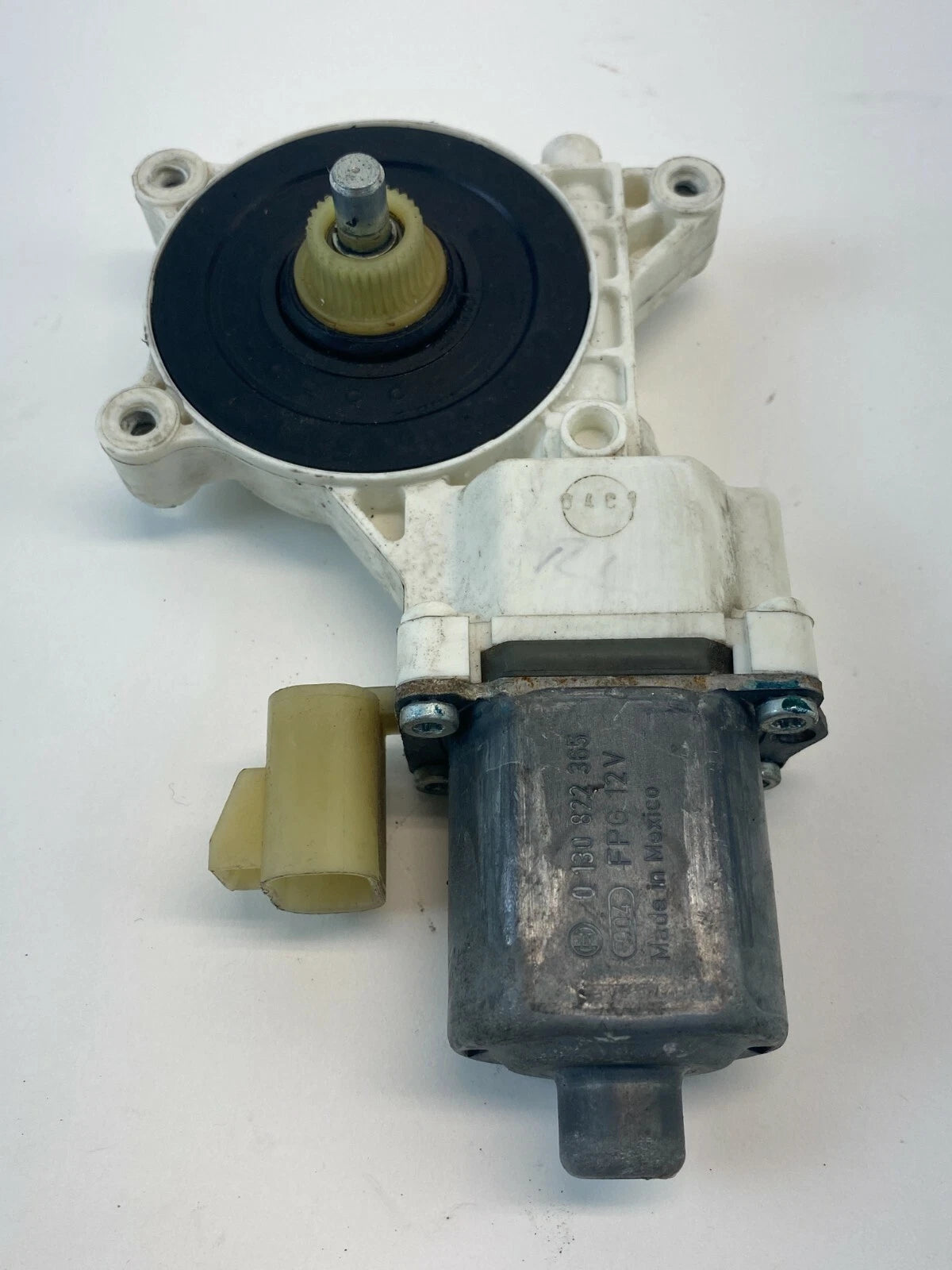 08-12 CHEVROLET MALIBU 07-09 AURA REAR LEFT SIDE DOOR WINDOW MOTOR 0130822365