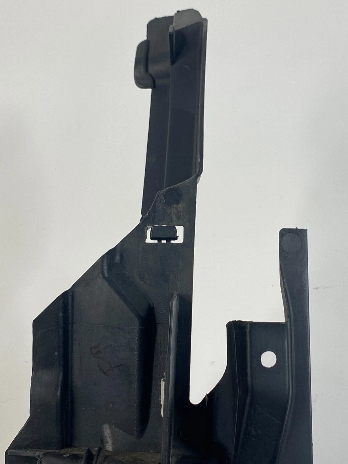 2012-2018 FORD FOCUS FRONT RIGHT COWL FENDER PANEL TRIM SUPPORT BM51A02476AF