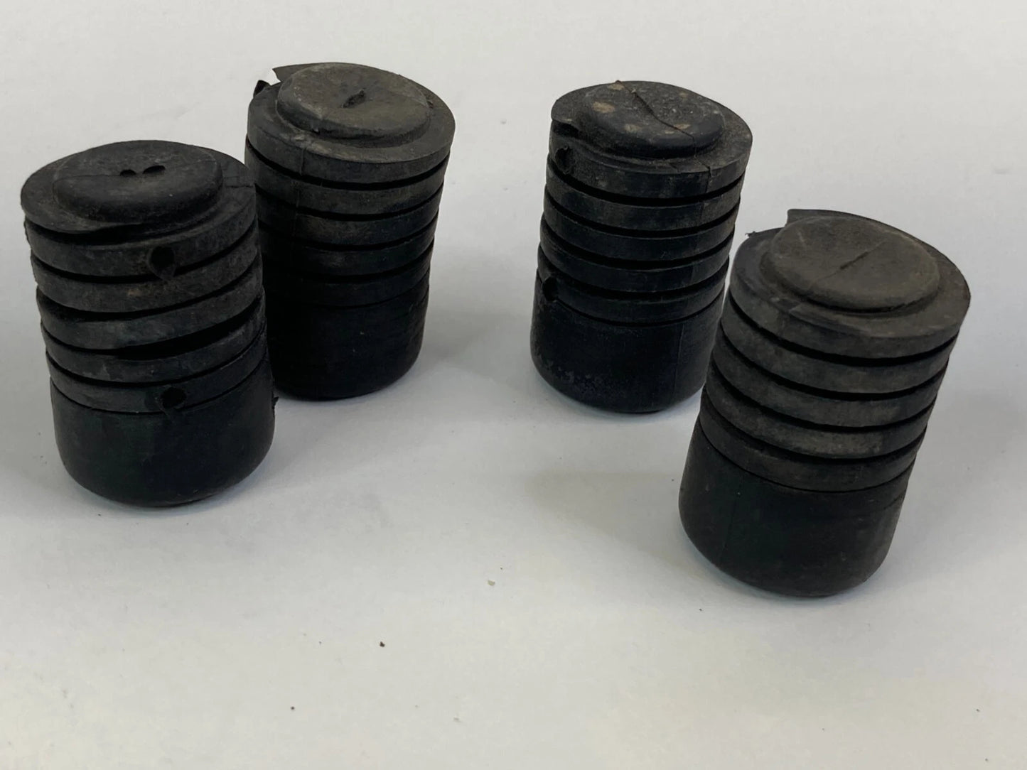 1995-2017 HYUNDAI ACCENT FRONT HOOD RUBBER CUSHION BUFFER STOPPER BUMPER SET OEM