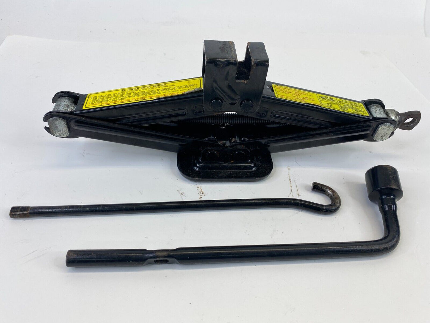 2009-2012 Hyundai Elantra Spare Tire Emergency Jack & Tool Lug Wrench Kit Set