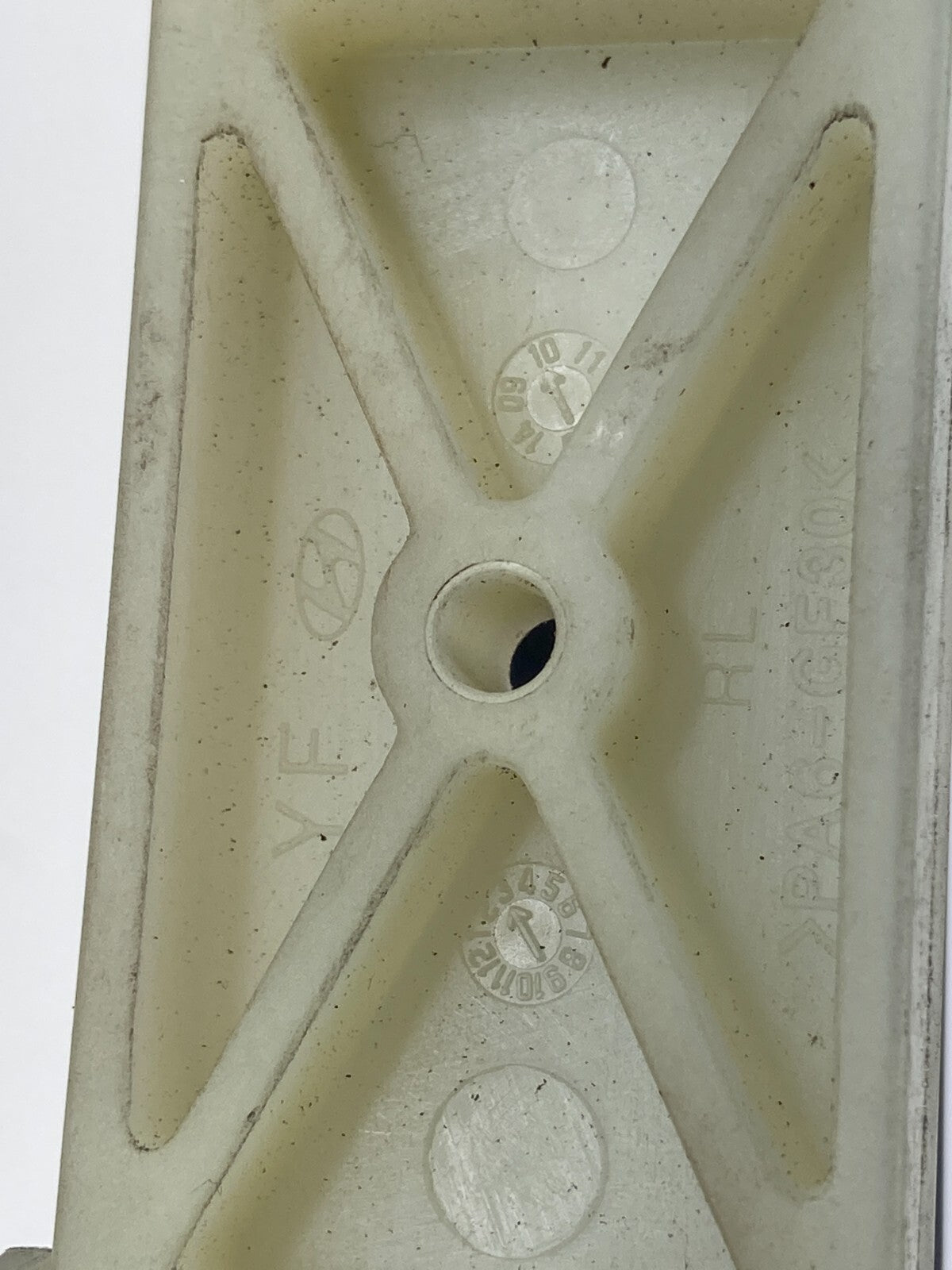 2011-2014 Hyundai Sonata Rear Left Side Exterior Door Handle RR LH OEM