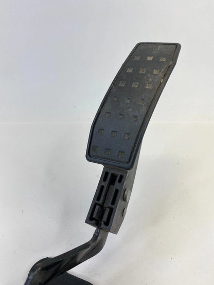 2005 2006 Cadillac SRX Base 3.6L Accelerator Gas Pedal w Sensor OEM
