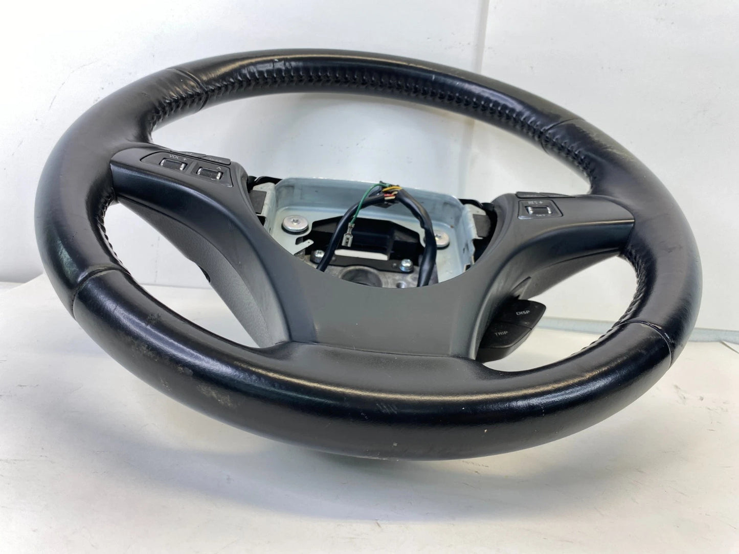 2010-2013 SUZUKI KIZASHI STEERING WHEEL WITH AUDIO & CRUISE CONTROL LEATHER OEM