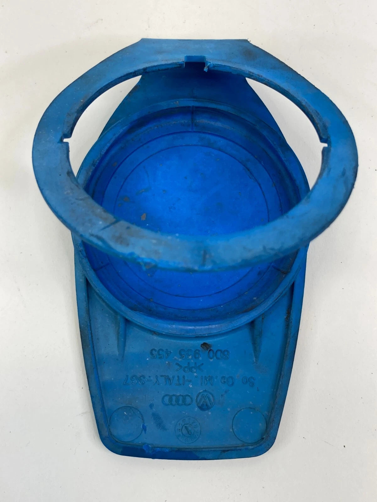 2006-2020 AUDI A3 / A3 QUATTRO WINDSHIELD WIPER FLUID RESERVOIR CAP 8D0-955-455