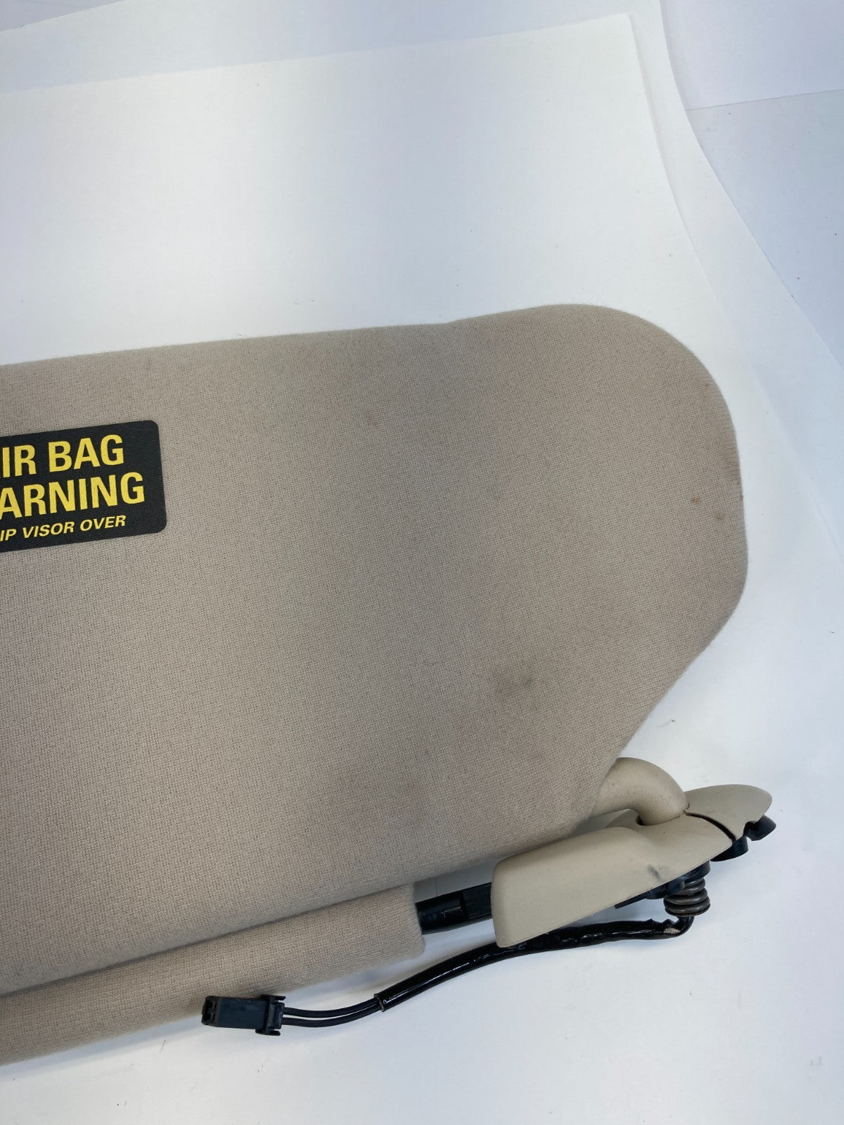 1998-2002 Lincoln Town Car Right Sunvisor Sun Visor Shade W /Light & Mirror OEM