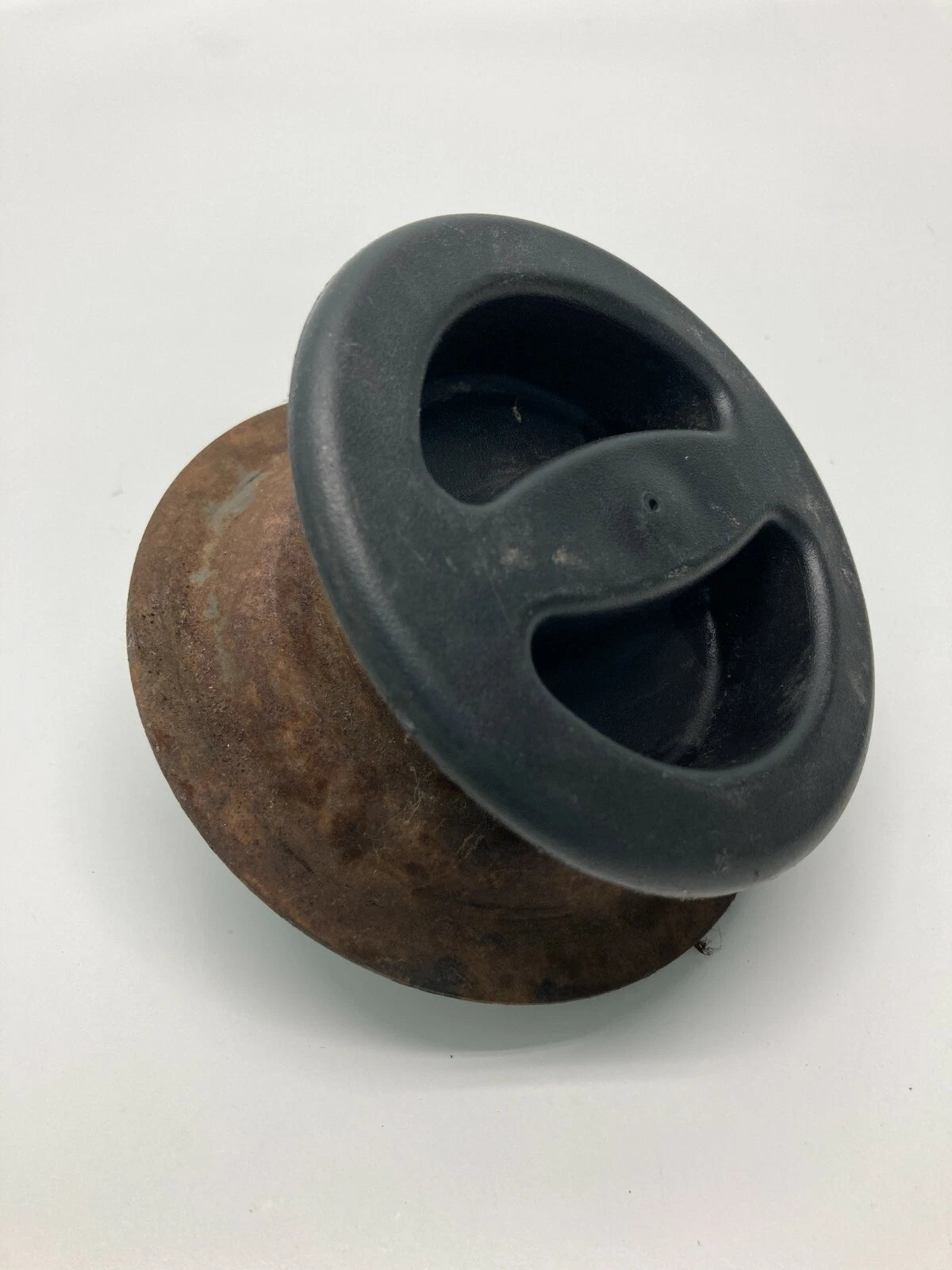 2005-2009 CHEVROLET EQUINOX EMERGENCY SPARE TIRE WHEEL HOLDER HOLD DOWN BOLT OEM