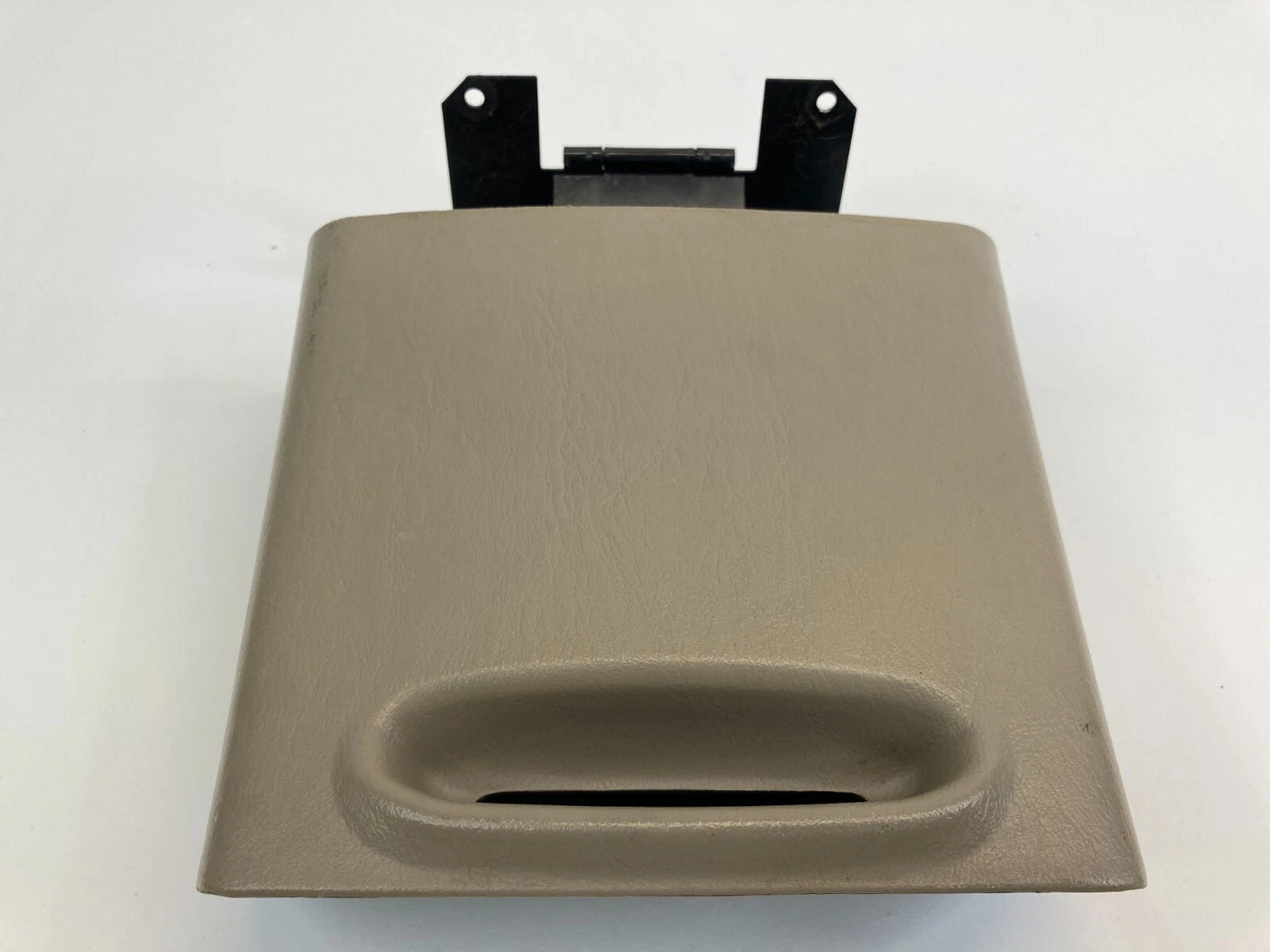 20003 2004 Ford Escape Center Console Rear Back Cup Holder Cupholder Assembly