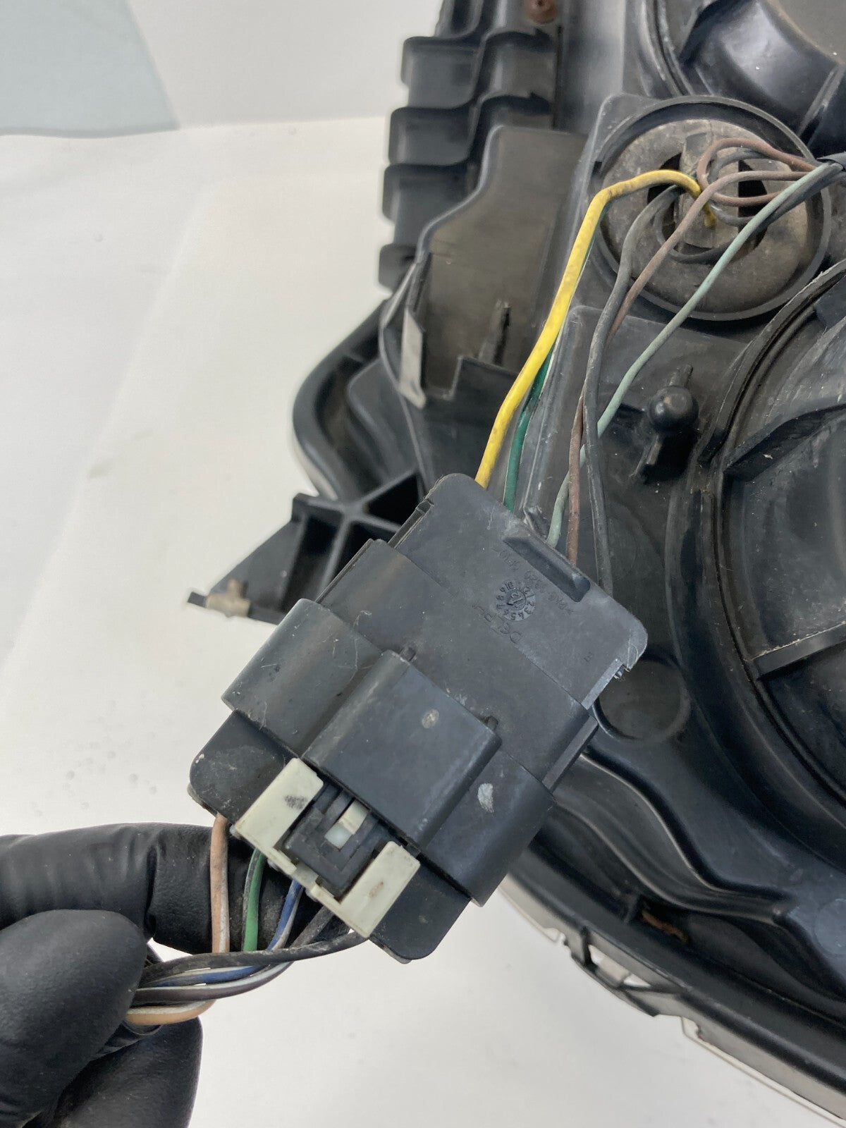 2010-2015 Chevrolet Equinox Right Passenger Headlight Headlamp Halogen OEM