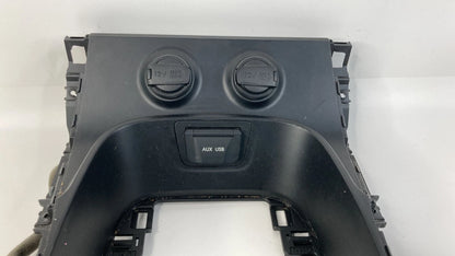 2013-2016 HYUNDAI SANTA FE FRONT CENTER CONSOLE OUTLET BEZEL 84613-2W101 OEM