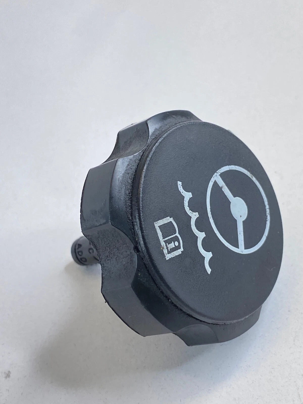 2000-2005 CHEVROLET IMPALA 3.4L POWER STEERING PUMP RESERVOIR COVER CAP LID OEM