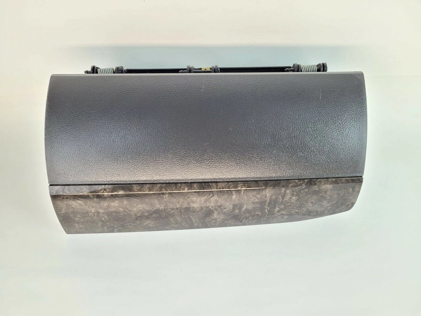 2008-2010 DODGE GRAND CARAVAN TOWN & COUNTRY UPPER GLOVE BOX DOOR 70861XDV OEM