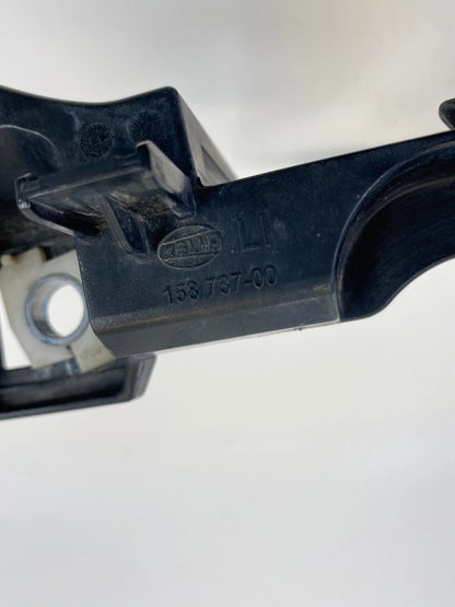 2006 2007 BMW 530XI FRONT LEFT SIDE HEADLIGHT HEADLAMP BRACKET SUPPORT 15373700