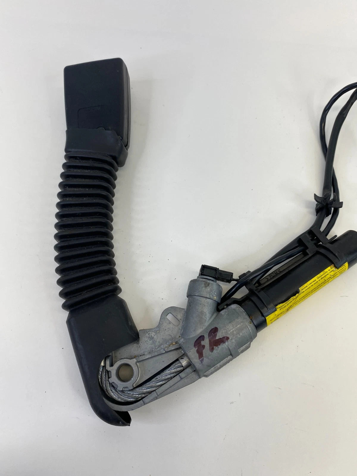 2003-2006 RANGE ROVER FRONT RIGHT PASSENGER SIDE SEAT BELT BUCKLE FR RH OEM