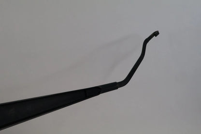 2011-2016 HYUNDAI ELANTRA FRONT LEFT & RIGHT WINDSHIELD WIPER ARM PAIR SET OEM