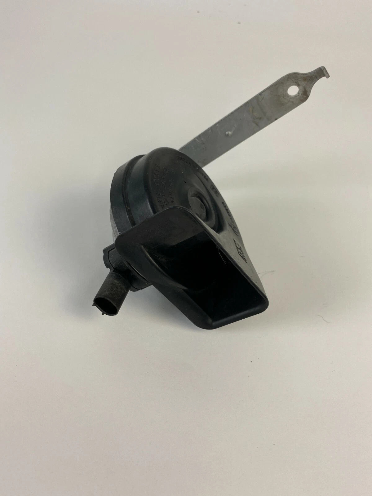 2002 2003 2004 2005 BMW 745I 745LI STEERING WHEEL LOW TONE HORN PITCH SIREN OEM