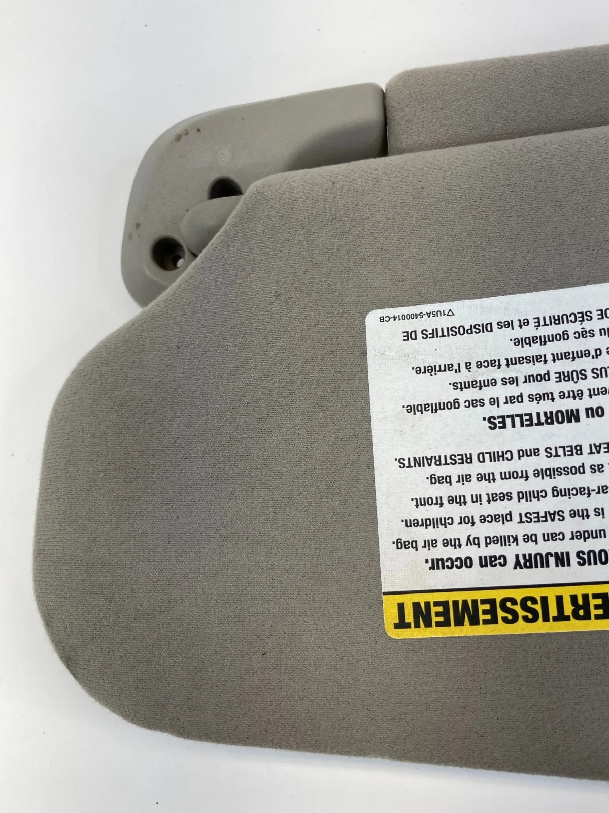 07-09 FORD EXPEDITION FRONT RIGHT SUNVISOR SUN VISOR SHADE W/ ILLUMINATE MIRROR