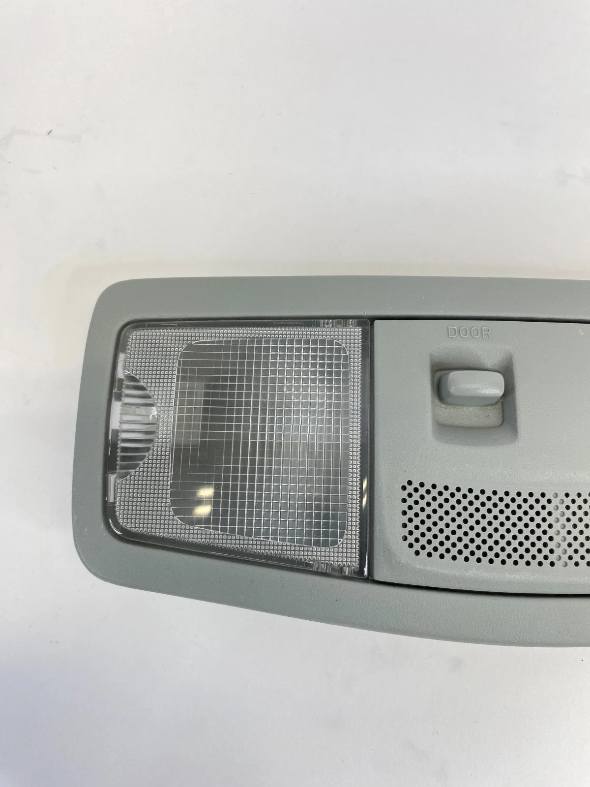 11-24 MITSUBISHI OUTLANDER SPORT OVERHEAD CONSOLE DOME MAP LIGHT OEM 8401A009ZZ