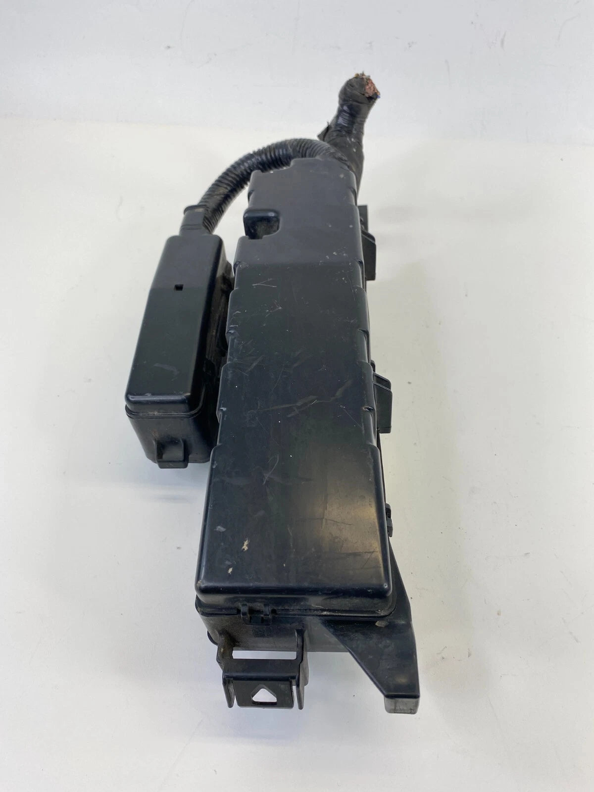 2000 2001 MAZDA MPV 2.5L V6 A/T FWD UNDER HOOD FUSE BOX RELAY JUNCTION BLOCK OEM