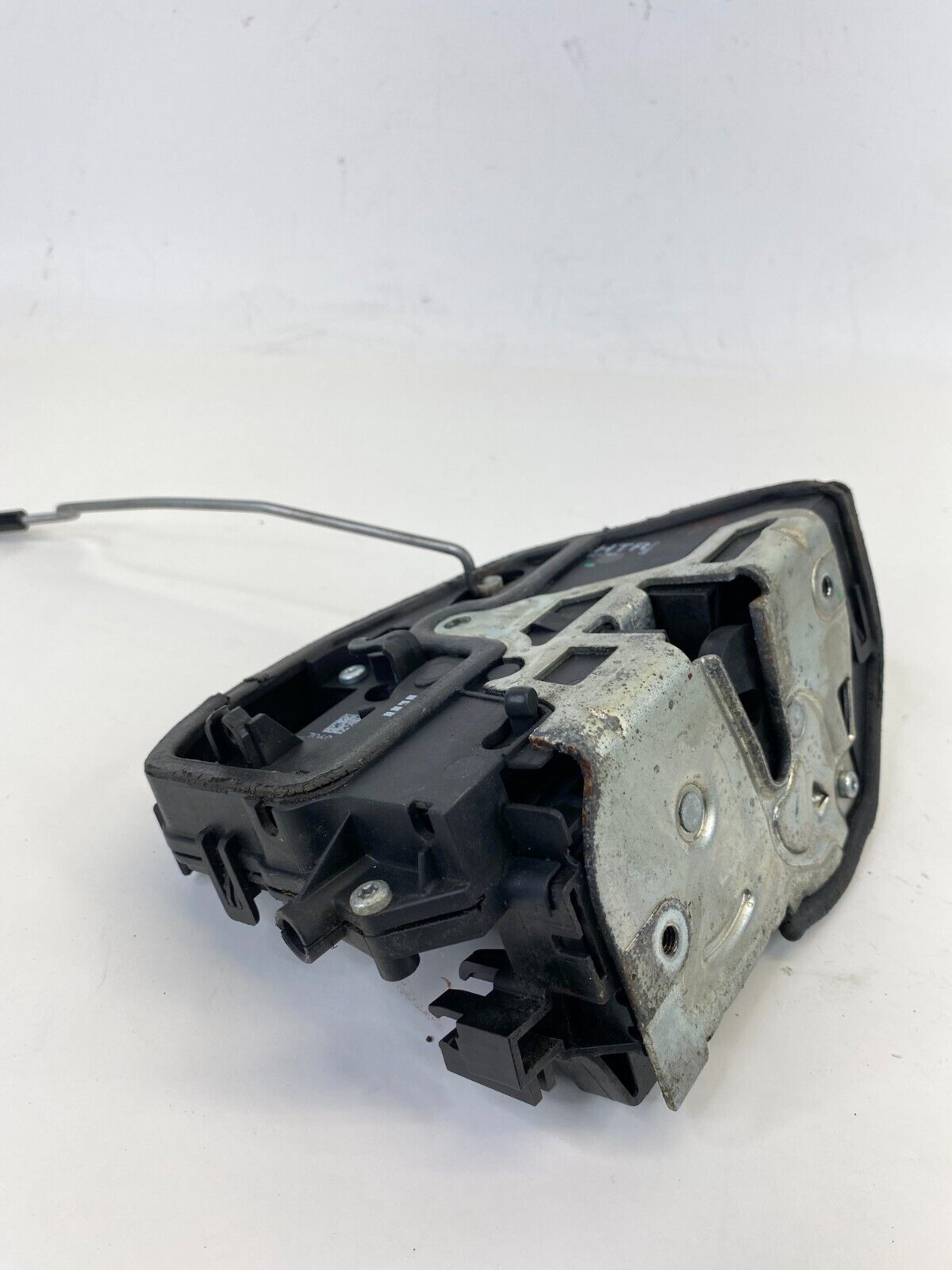 2006 06 BMW 330xi 330i Rear Right Side Door Lock Latch Actuator 7060296 OEM