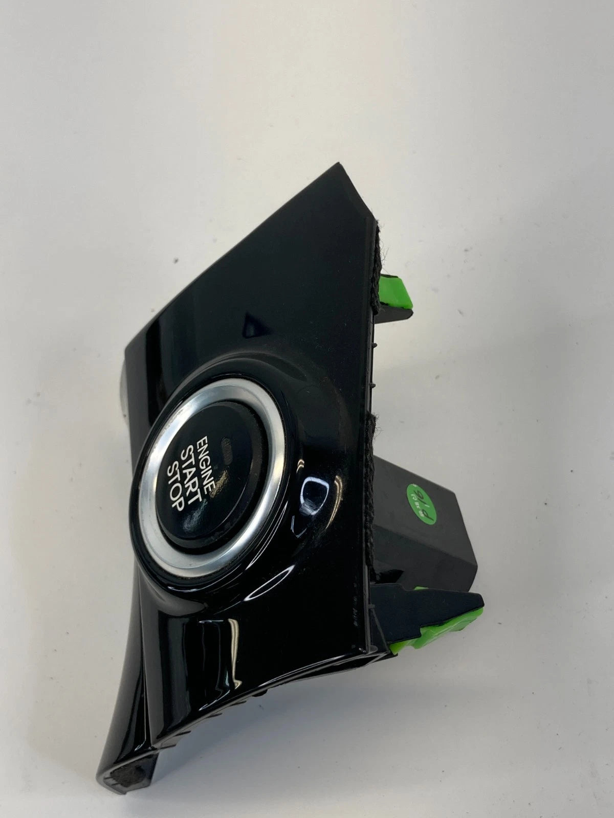 2014-2016 Kia Optima Dash Engine Start Stop Button W/ Bezel Panel 95430-2T950