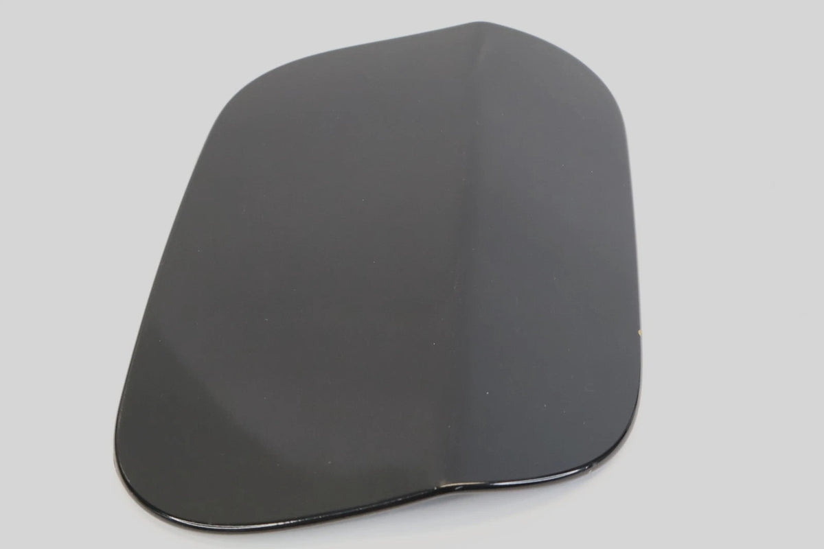 2016-2019 CHEVROLET CRUZE HATCHBACK FUEL FILLER TANK GAS COVER DOOR LID OEM