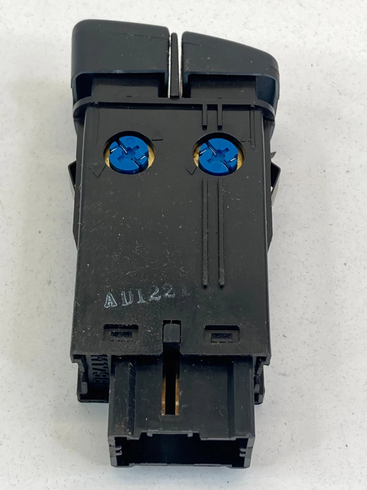 2004 04 HONDA ODYSSEY LEFT DASH SIDE CRUISE & TCS OFF CONTROL SWITCH M23183 OEM