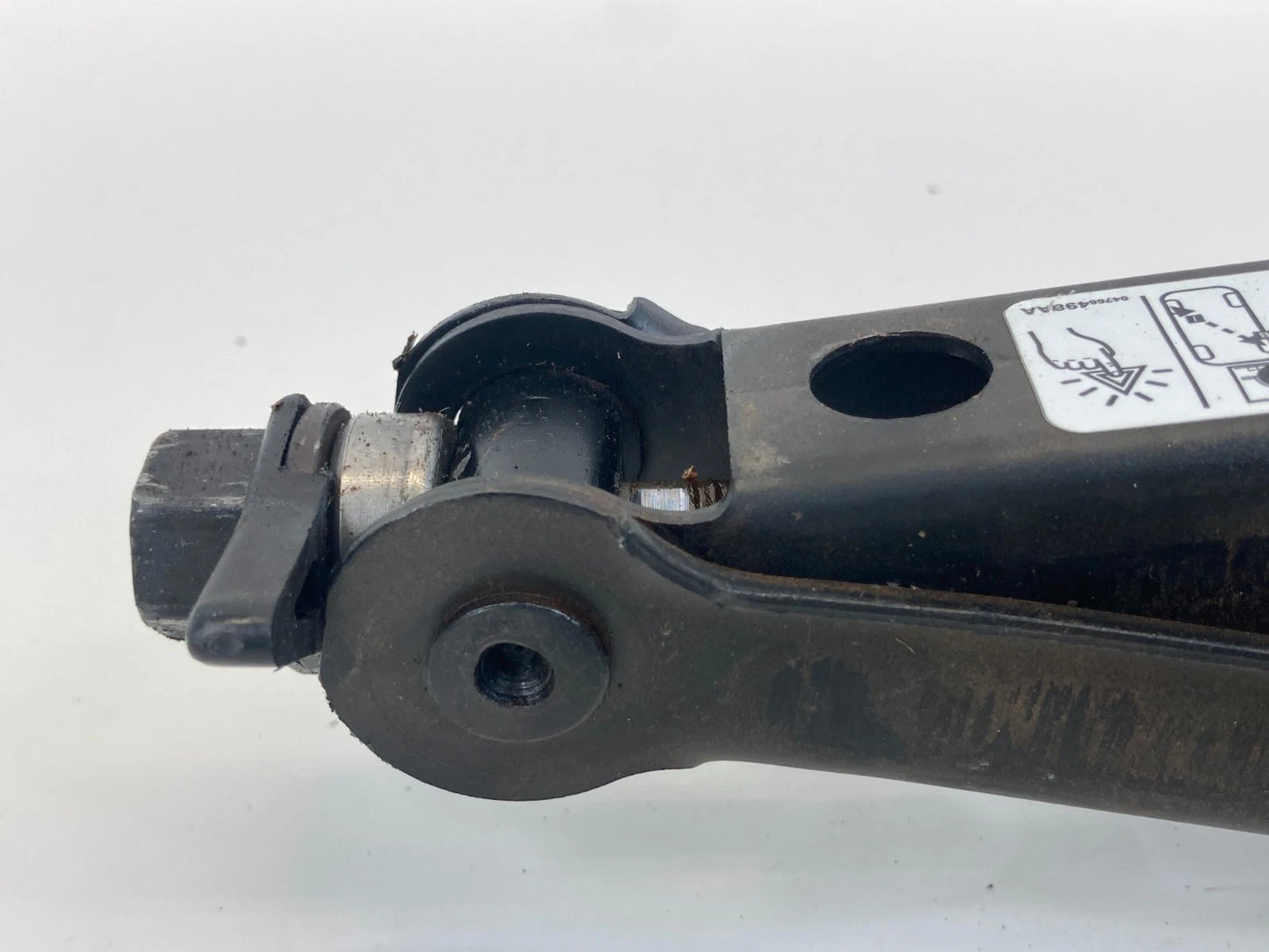 2010-2019 CHRYSLER 200 SEBRING AVENGER EMERGENCY SPARE TIRE JACK ASSY 04772483AE